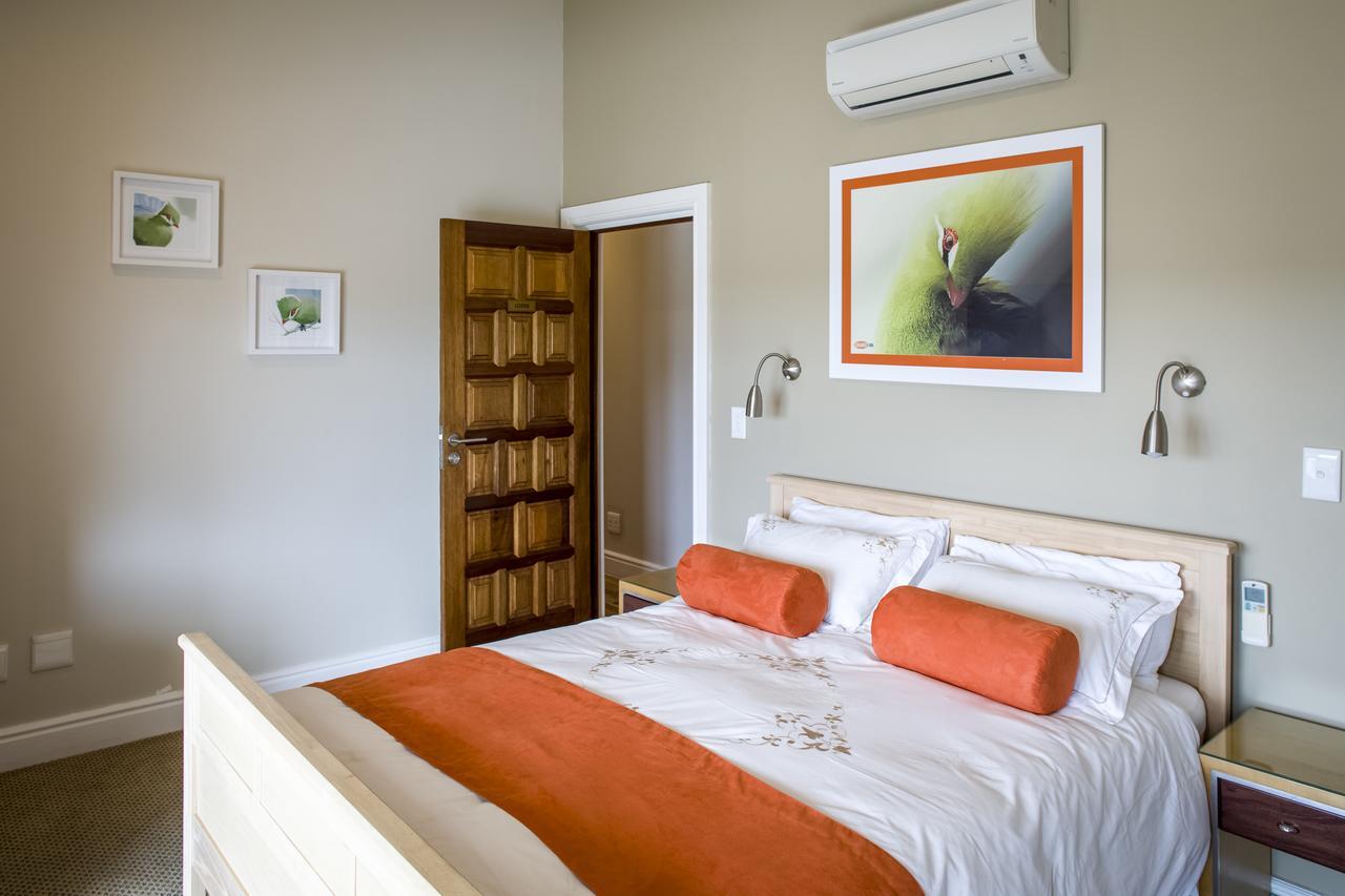 Orange Inn นิสนา ภายนอก รูปภาพ