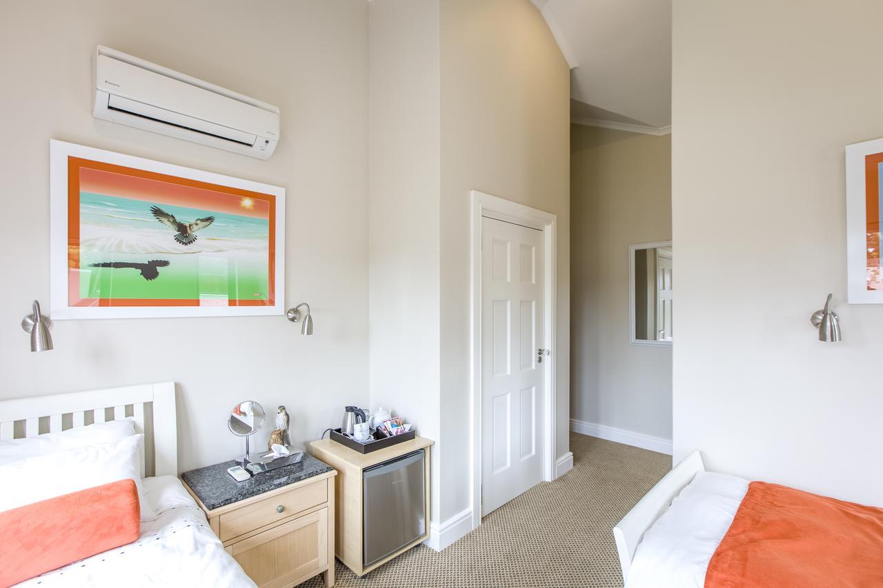 Orange Inn นิสนา ภายนอก รูปภาพ